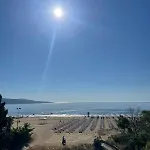 Gallery L * ساني بيتش